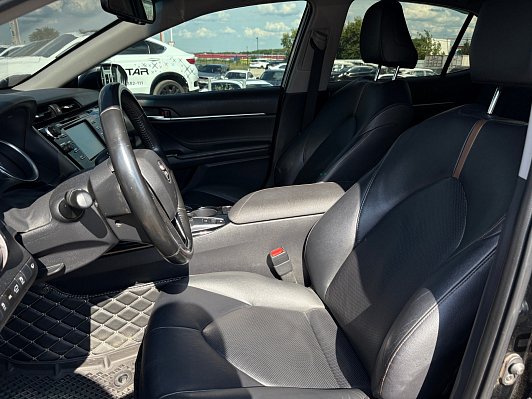 Toyota Camry, 2020 года, пробег 132221 км