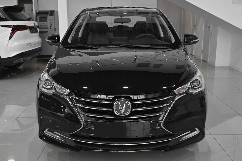 Changan Alsvin Комфорт, черный