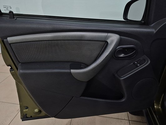 Renault Duster Expression, 2015 года, пробег 195068 км