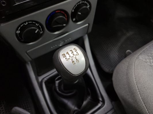 Lada (ВАЗ) Priora Норма, 2013 года, пробег 216283 км