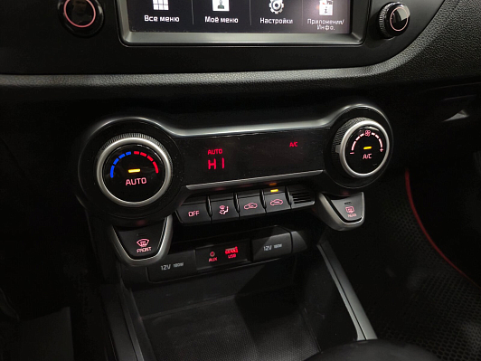 Kia Rio Luxe, 2018 года, пробег 102100 км