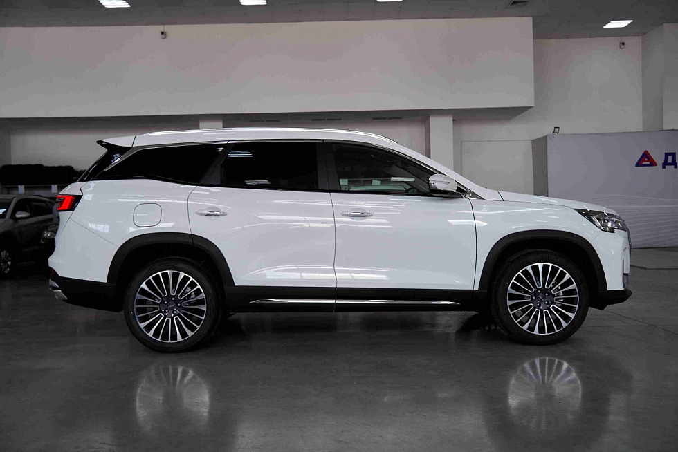 JETOUR X90 PLUS Comfort, белый