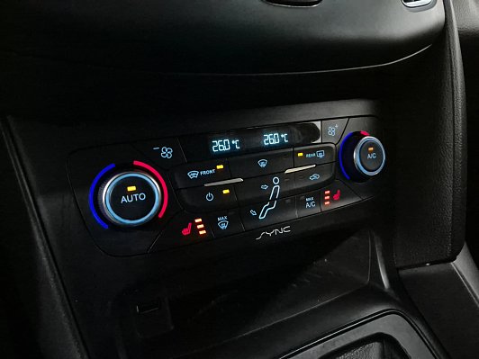 Ford Focus Titanium, 2016 года, пробег 185290 км