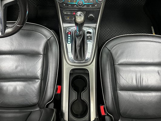 Chevrolet Malibu LTZ, 2012 года, пробег 220000 км
