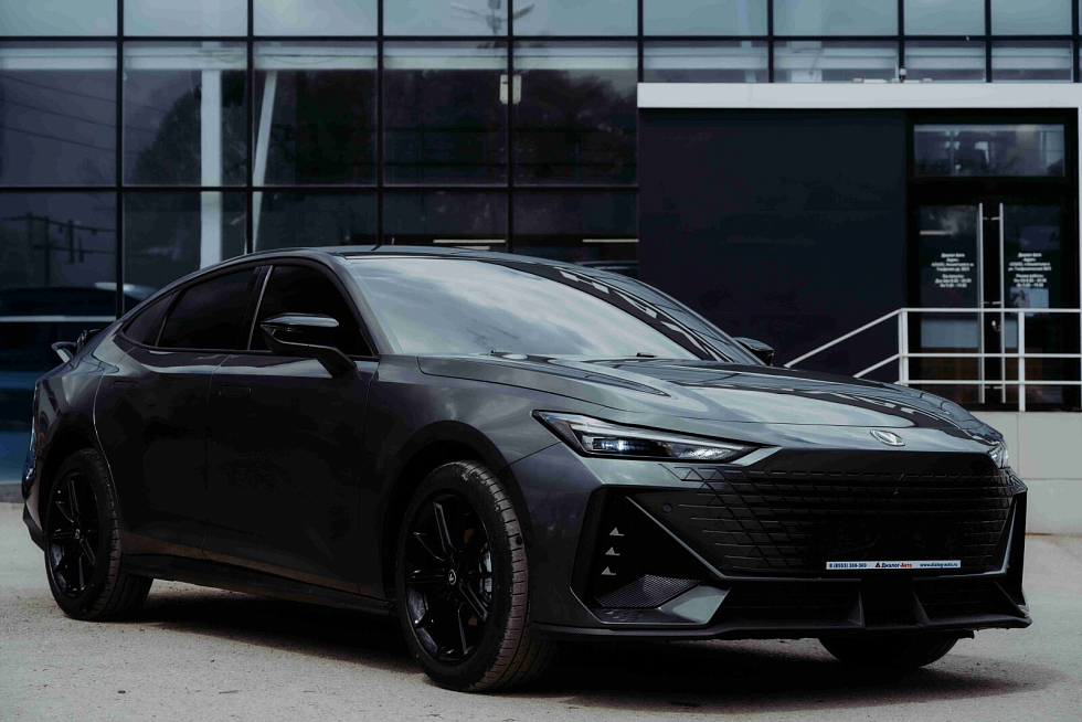 Changan UNI-V Tech, серый