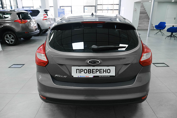 Ford Focus, 2013 года, пробег 194715 км