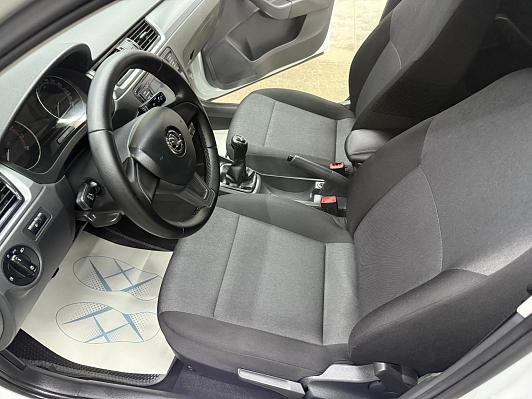 Skoda Rapid Active, 2018 года, пробег 160734 км