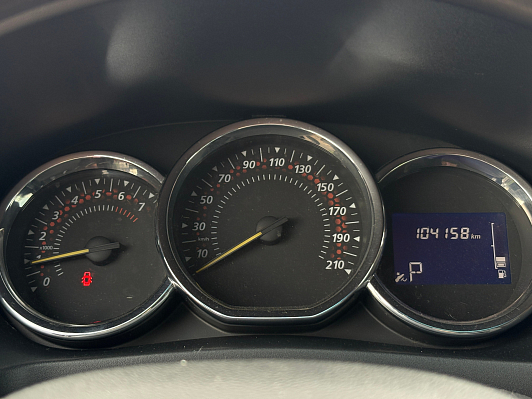 Renault Sandero Stepway Life, 2018 года, пробег 104157 км