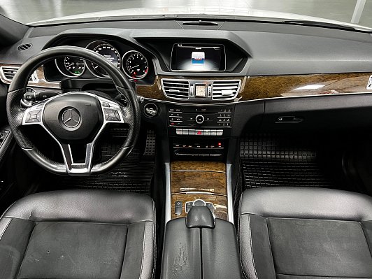 Mercedes-Benz E-Класс E200 Особая серия, 2015 года, пробег 247481 км