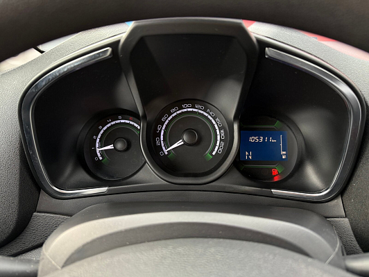 Lada (ВАЗ) XRAY Comfort, 2018 года, пробег 105283 км