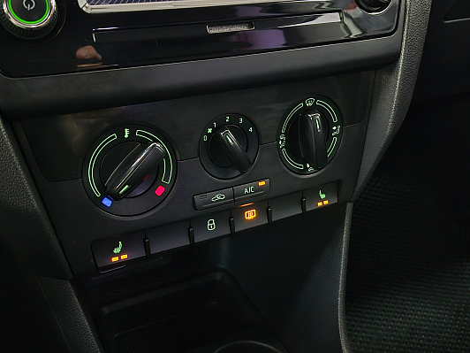 Skoda Rapid Hockey Edition Active, 2018 года, пробег 128877 км