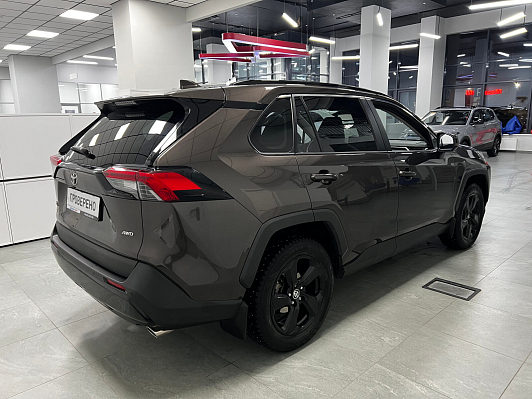 Toyota RAV4 Style, 2021 года, пробег 77492 км