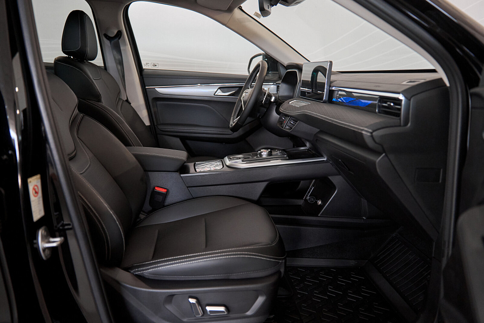 Haval Jolion Премиум, черный