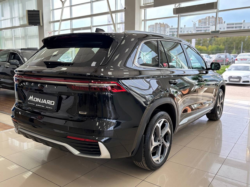 Geely Monjaro Люкс (2023-2025), черный