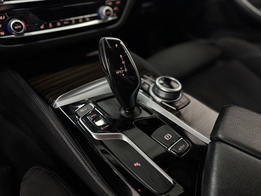 BMW 5 серии, 2017 года, пробег 149000 км