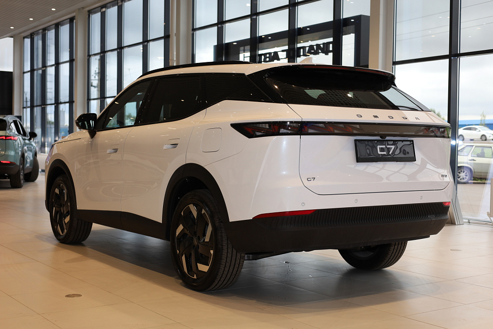 Omoda C7 Актив, белый