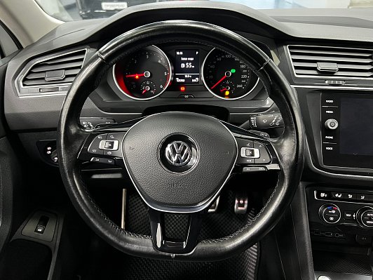 Volkswagen Tiguan Highline, 2019 года, пробег 125699 км