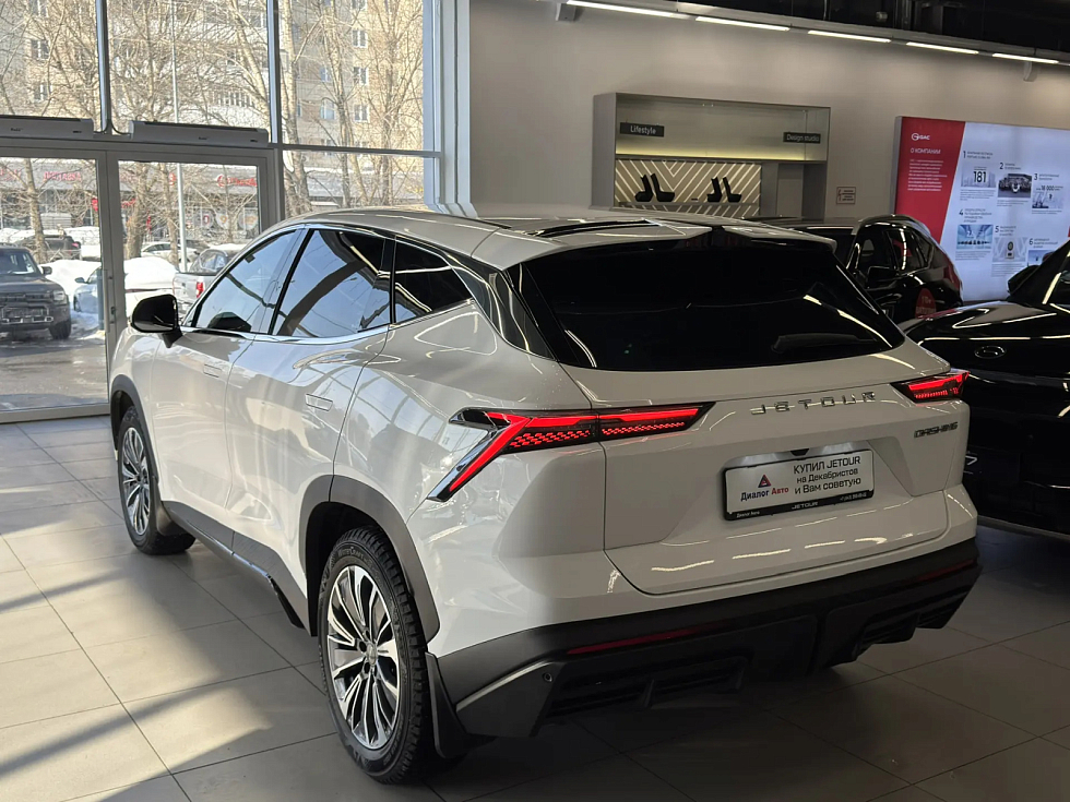 JETOUR DASHING Комфорт, белый