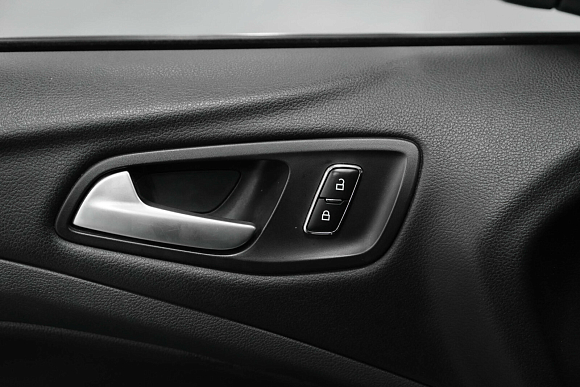 Ford Kuga Titanium, 2016 года, пробег 140792 км