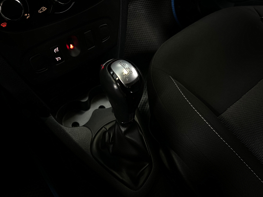 Renault Sandero Stepway Life, 2018 года, пробег 111000 км