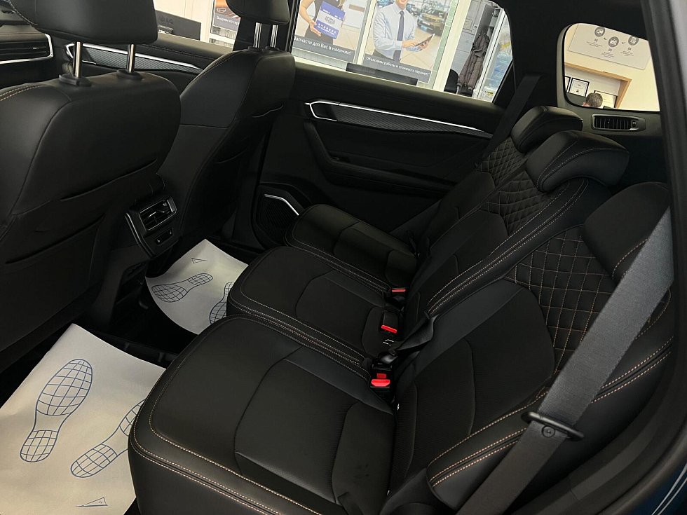 Geely Okavango Флагман, синий