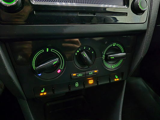 Skoda Rapid Hockey Edition Active, 2018 года, пробег 111310 км