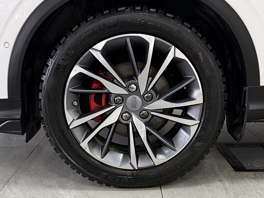 Geely Coolray Flagship, 2021 года, пробег 31000 км