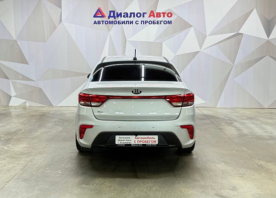 Kia Rio Comfort, 2018 года, пробег 76196 км