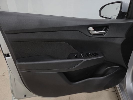 Hyundai Solaris Super Series II + 5” Audio, 2018 года, пробег 153379 км