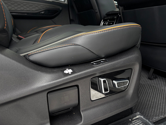 Forthing Yacht Premium, 2023 года, пробег 21400 км