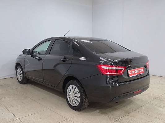 Lada (ВАЗ) Vesta Comfort Multimedia, 2017 года, пробег 156861 км