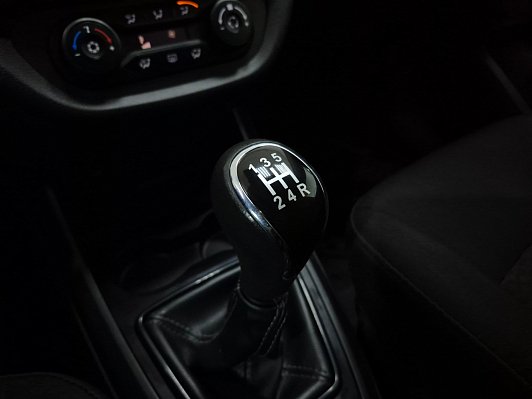 Lada (ВАЗ) Vesta Comfort Image (2017-2019), 2018 года, пробег 158807 км