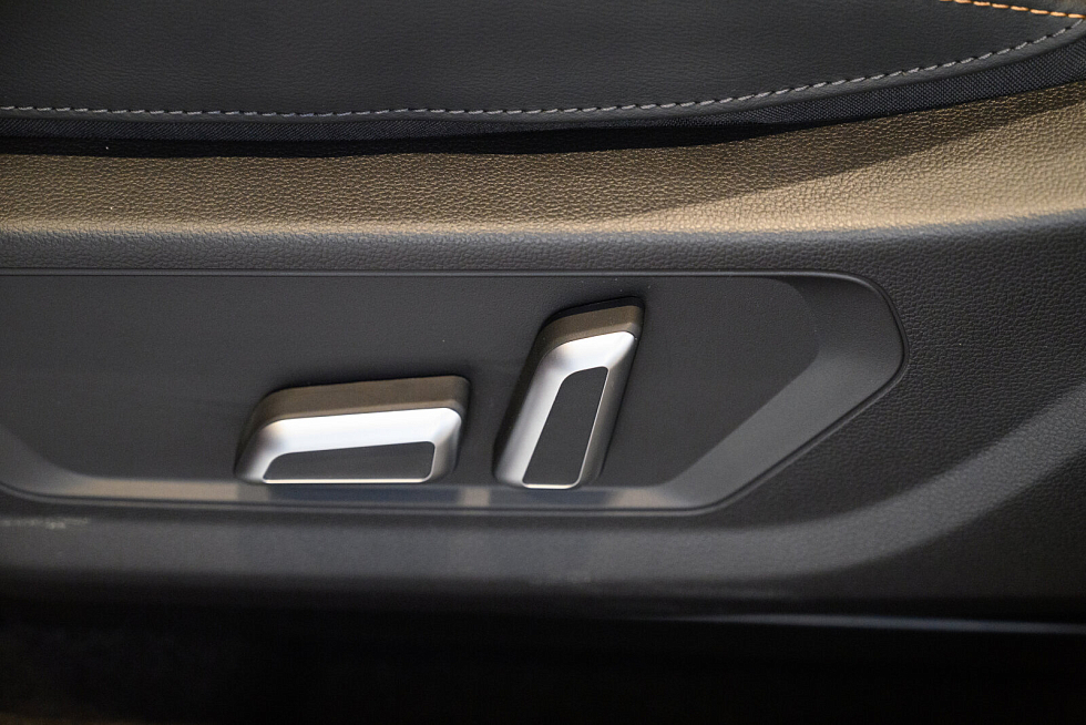 Haval Jolion Техно +, красный