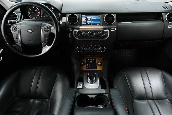 Land Rover Discovery HSE, 2014 года, пробег 163000 км