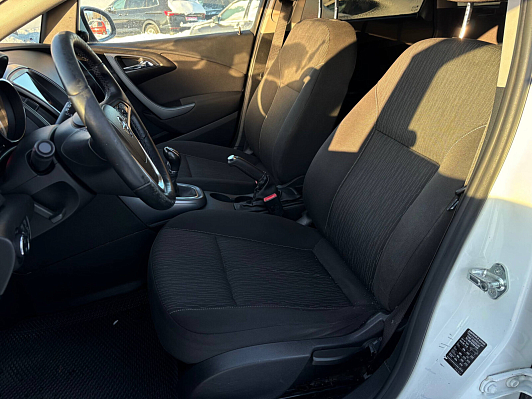 Opel Astra Enjoy, 2014 года, пробег 198000 км