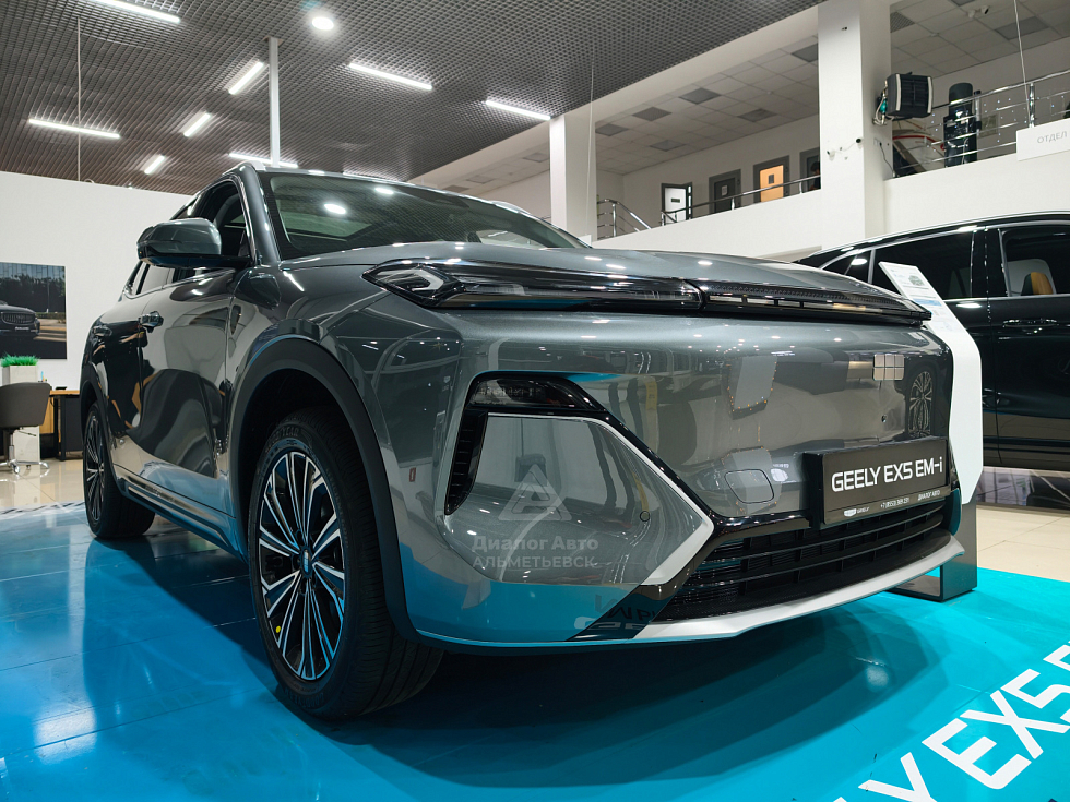 Geely EX5 EM-i Макс, серый