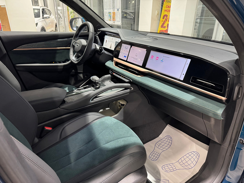 Geely Monjaro Exclusive, синий