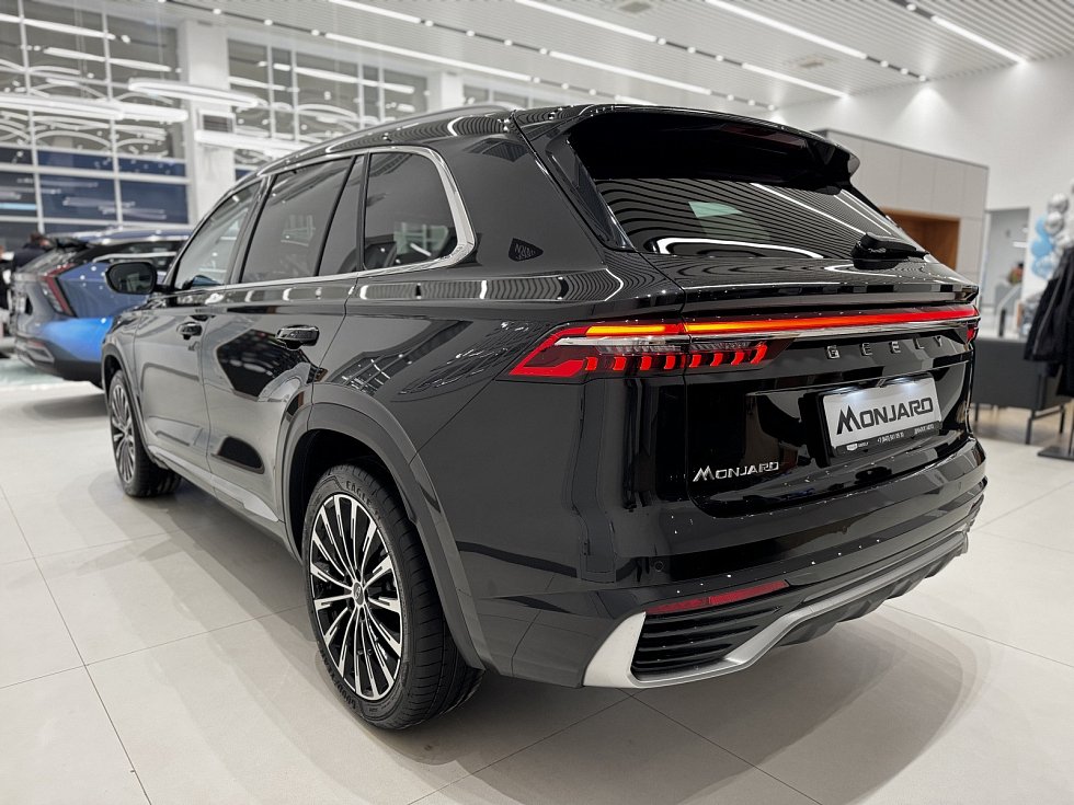 Geely Monjaro Flagship, черный