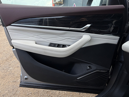 Geely Monjaro Flagship (2023-2025), 2024 года, пробег 9200 км