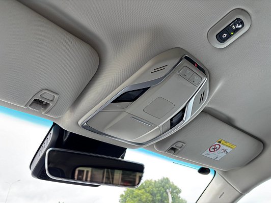 Geely Atlas Pro Flagship, 2022 года, пробег 9541 км