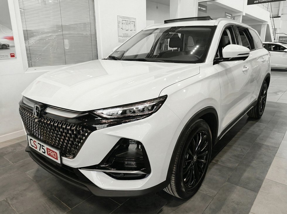 Changan CS75 Pro Комфорт 5 мест, белый