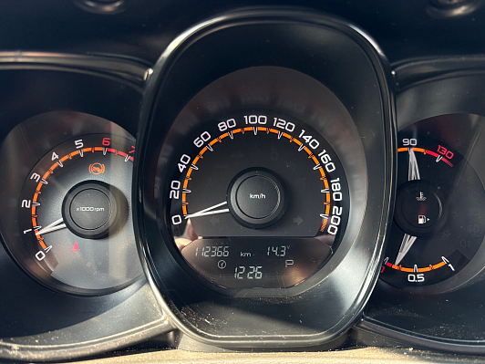 Lada (ВАЗ) Vesta Luxe, 2020 года, пробег 112300 км