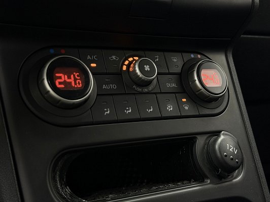 Nissan Qashqai 360, 2013 года, пробег 143650 км