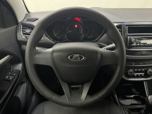 Lada (ВАЗ) Vesta 50 Anniversary, 2017 года, пробег 98363 км