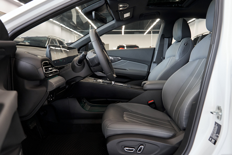 GAC Empow GL S-style, белый