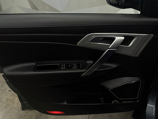 Geely Atlas Luxury, 2021 года, пробег 77825 км