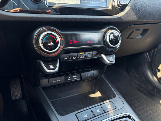 Kia Rio Лига Европы, 2020 года, пробег 72927 км