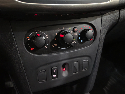 Renault Sandero Confort, 2018 года, пробег 44464 км