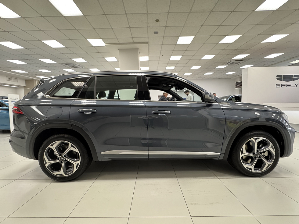 Geely Monjaro Люкс (2023-2025), серый