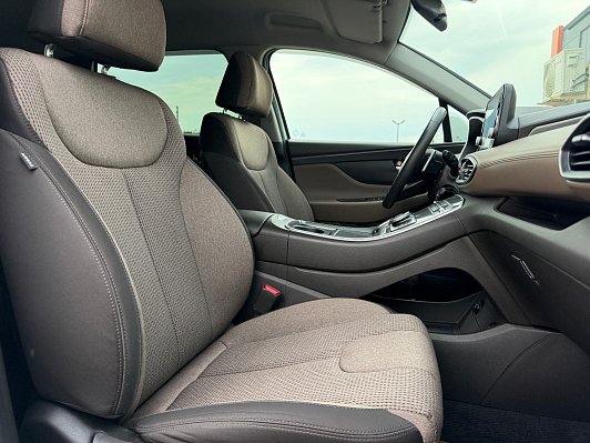 Hyundai Santa Fe Comfort, 2021 года, пробег 93500 км